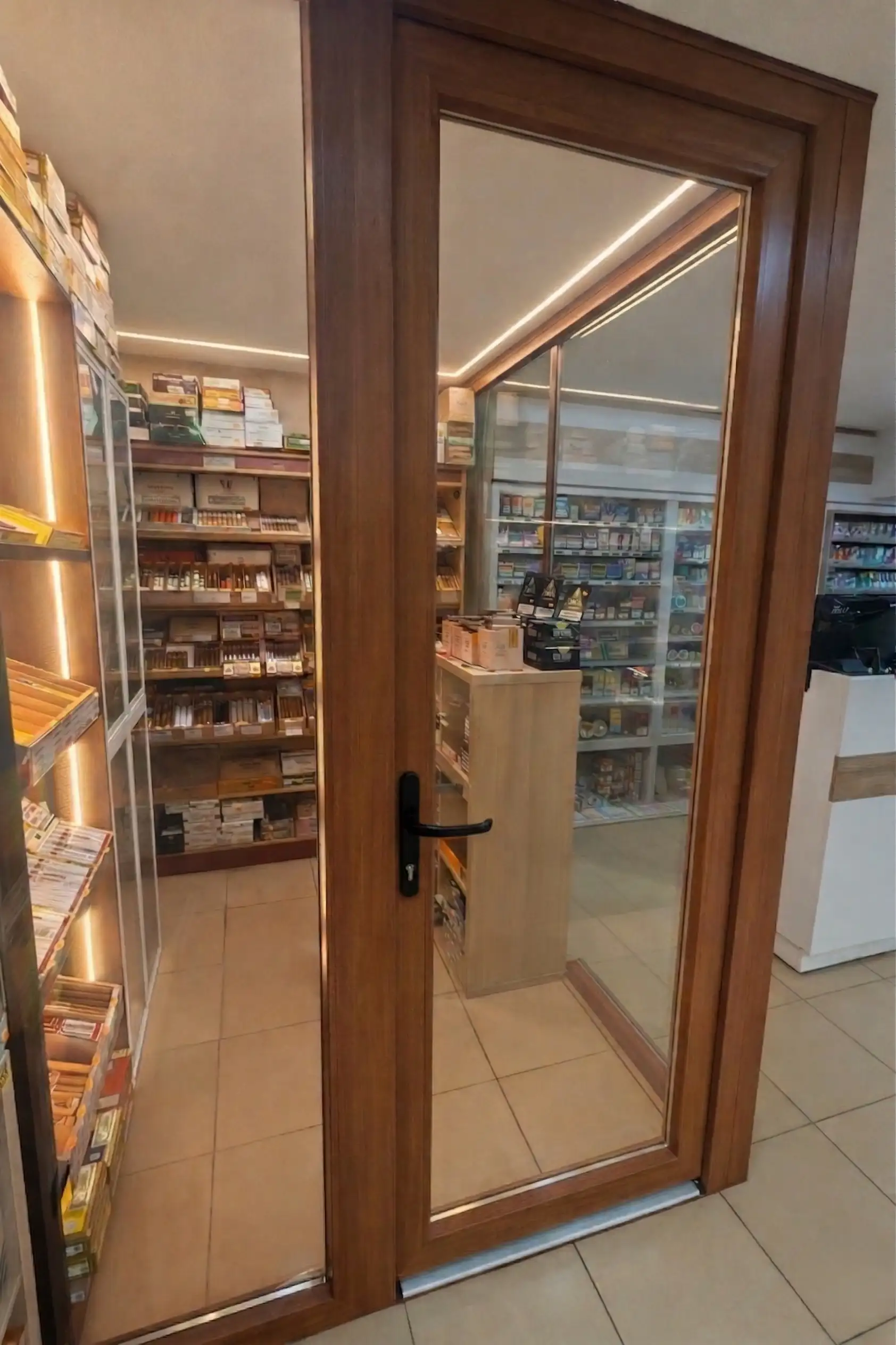 Interior de la Cava de Puros