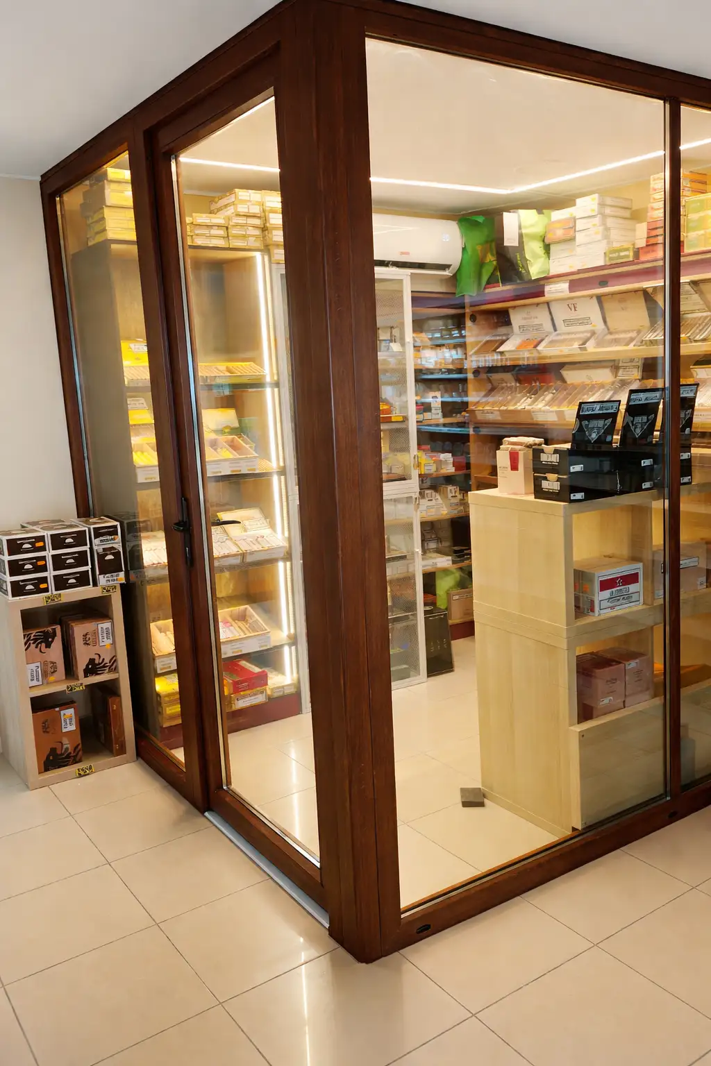 Detalle de puros en la cava