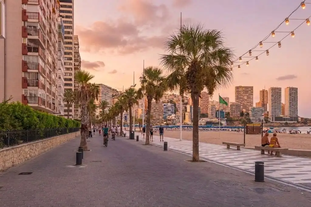 Paseo de Levante, Playa de Benidorm